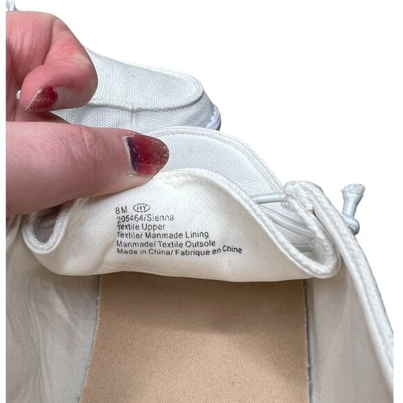 Maurices Sienna Slip Ons White/Tan Size 8 - Picture 7 of 7